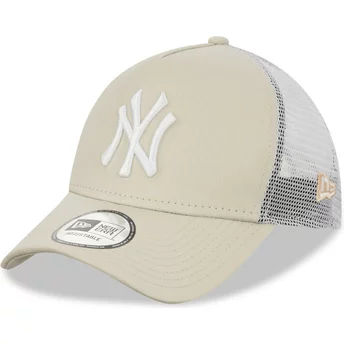 New Era 9FORTY A Frame New York Yankees MLB Beige and White Trucker Hat