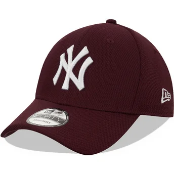 kapa-zaobljena-crvena-podesiv-9forty-diamond-era-new-york-yankees-mlb-new-era