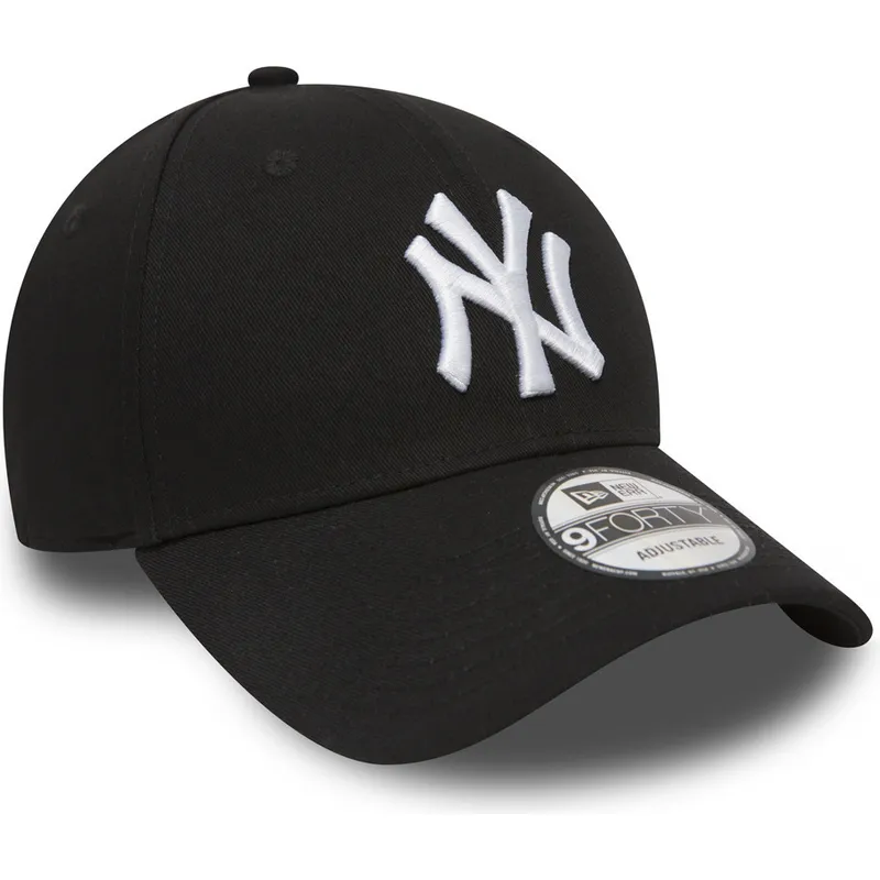 cap-zaobljena-black-adjustable-strap-9forty-essential-new-york-yankees-mlb-new-era cap-zaobljena-black-adjustable-strap-9forty-essential-new-york-yankees-mlb-new-era