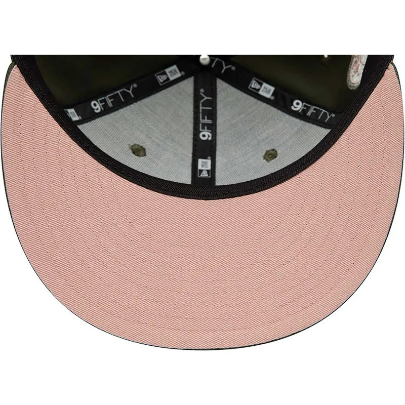 kapa-ravna-zelena-snapback-rosa-9fifty-side-patch-chicago-white-sox-mlb-new-era kapa-ravna-zelena-snapback-rosa-9fifty-side-patch-chicago-white-sox-mlb-new-era