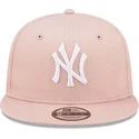 kapa-ravna-ruzicasta-snapback-9fifty-league-essential-new-york-yankees-mlb-new-era
