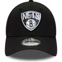 kapa-zaobljena-crna-podesiv-9forty-print-infill-brooklyn-nets-nba-new-era