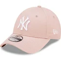 kapa-zaobljena-ruzicasta-podesiv-9forty-league-essential-new-york-yankees-mlb-new-era