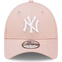 kapa-zaobljena-ruzicasta-podesiv-9forty-league-essential-new-york-yankees-mlb-new-era