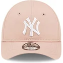 kapa-zaobljena-ruzicasta-podesiv-za-djecu-9forty-league-essential-new-york-yankees-mlb-new-era