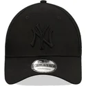 cap-zaobljena-black-snapback-9forty-league-essential-new-york-yankees-mlb-new-era