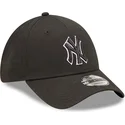 kapa-zaobljena-crna-podesiv-9forty-team-outline-new-york-yankees-mlb-new-era