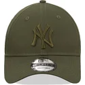 kapa-zaobljena-zelena-snapback-9forty-league-essential-new-york-yankees-mlb-new-era