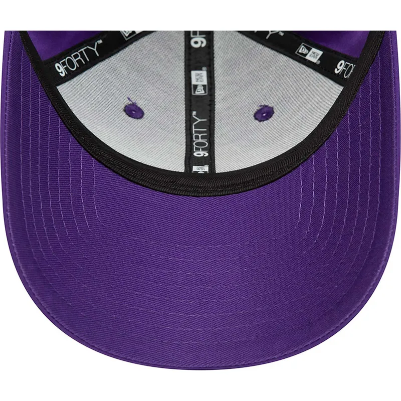 kapa-zaobljena-ljubicasta-podesiv-9forty-print-infill-los-angeles-lakers-nba-new-era