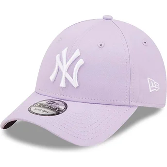 Kapa zaobljena ljubičasta podesiv 9FORTY League Essential New York Yankees MLB New Era