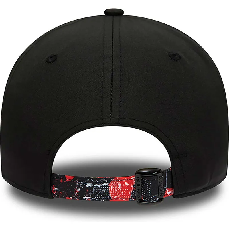 kapa-zaobljena-crna-podesiv-9forty-print-infill-chicago-bulls-nba-new-era kapa-zaobljena-crna-podesiv-9forty-print-infill-chicago-bulls-nba-new-era