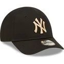 cap-zaobljena-black-adjustable-strap-za-djecu-pequeno-9forty-league-essential-new-york-yankees-mlb-new-era