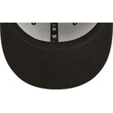 new-era-flat-brim-9fifty-league-essential-new-york-yankees-mlb-black-snapback-cap-with-beige-logo