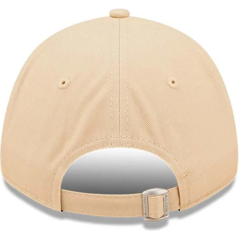 kapa-zaobljena-bez-podesiv-9forty-league-essential-new-york-yankees-mlb-new-era