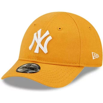 New Era Curved Brim Toddler 9FORTY League Essential New York Yankees MLB Orange Adjustable Cap