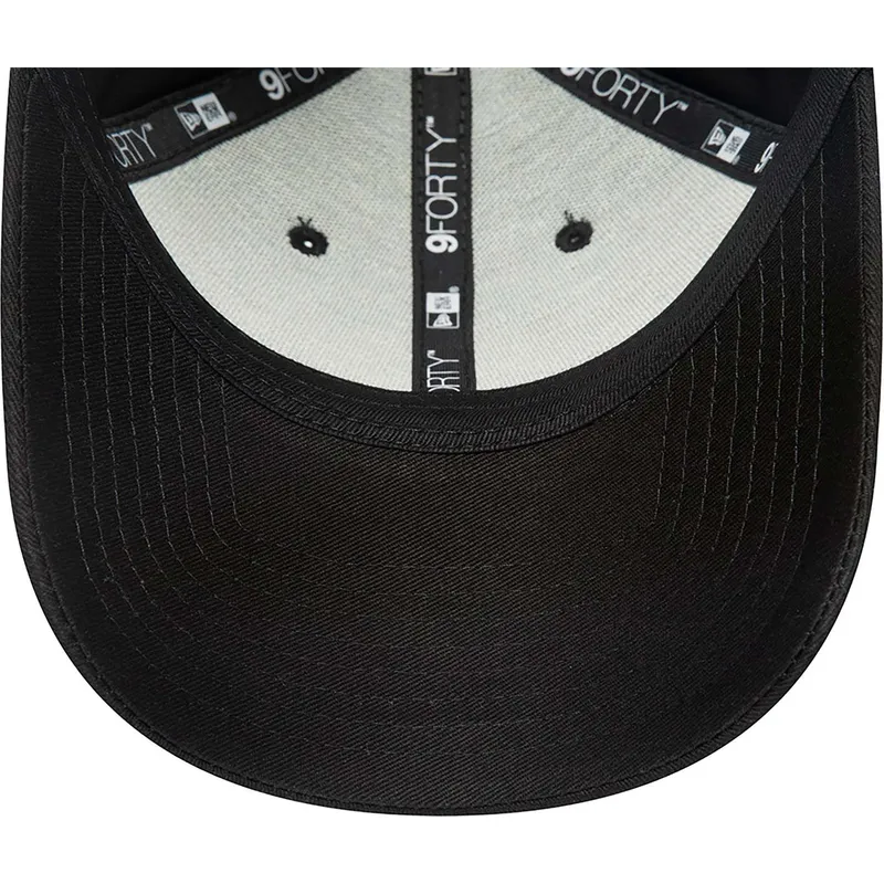cap-zaobljena-black-adjustable-strap-9forty-celtic-football-club-scottish-premiership-new-era cap-zaobljena-black-adjustable-strap-9forty-celtic-football-club-scottish-premiership-new-era