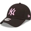 kapa-zaobljena-crna-podesiv-za-djecu-rosa-9forty-league-essential-new-york-yankees-mlb-new-era