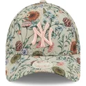 kape-zaobljena-bez-podesiva-traka-9forty-all-over-print-floral-new-york-yankees-mlb-new-era