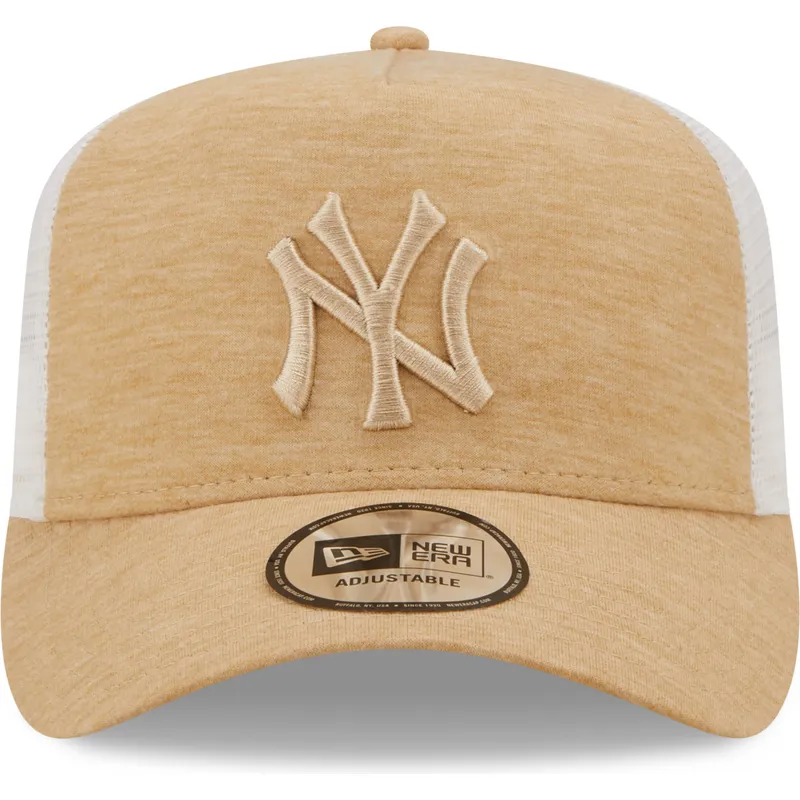 kapa-zaobljena-smeda-podesiv-a-frame-jersey-essential-new-york-yankees-mlb-new-era