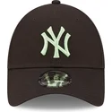 kapa-zaobljena-crna-podesiv-9forty-league-essential-new-york-yankees-mlb-new-era