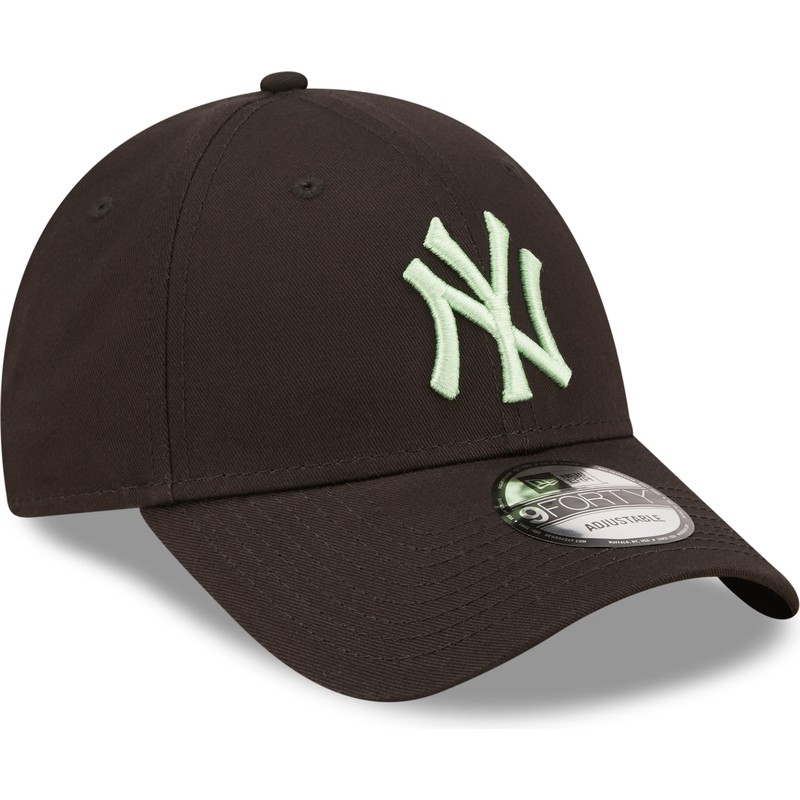 new-era-curved-brim-green-logo-9forty-league-essential-new-york-yankees-mlb-black-adjustable-cap