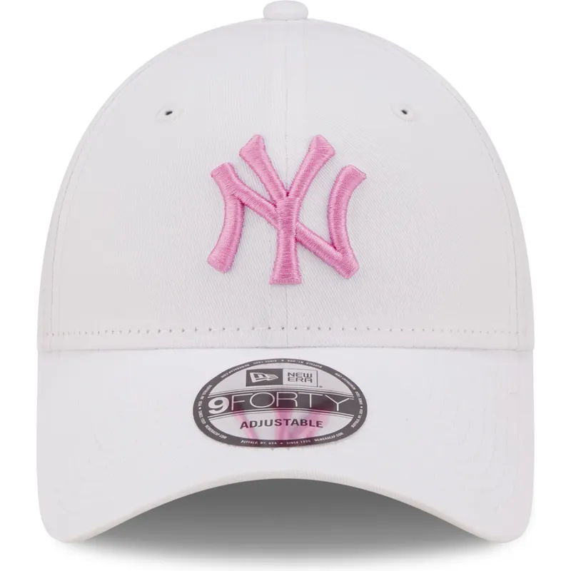 kapa-zaobljena-bijela-podesiv-rosa-9forty-league-essential-new-york-yankees-mlb-new-era kapa-zaobljena-bijela-podesiv-rosa-9forty-league-essential-new-york-yankees-mlb-new-era