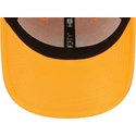 new-era-curved-brim-9forty-league-essential-new-york-yankees-mlb-light-orange-adjustable-cap