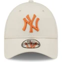 kapa-zaobljena-bez-podesiv-9forty-league-essential-new-york-yankees-mlb-new-era