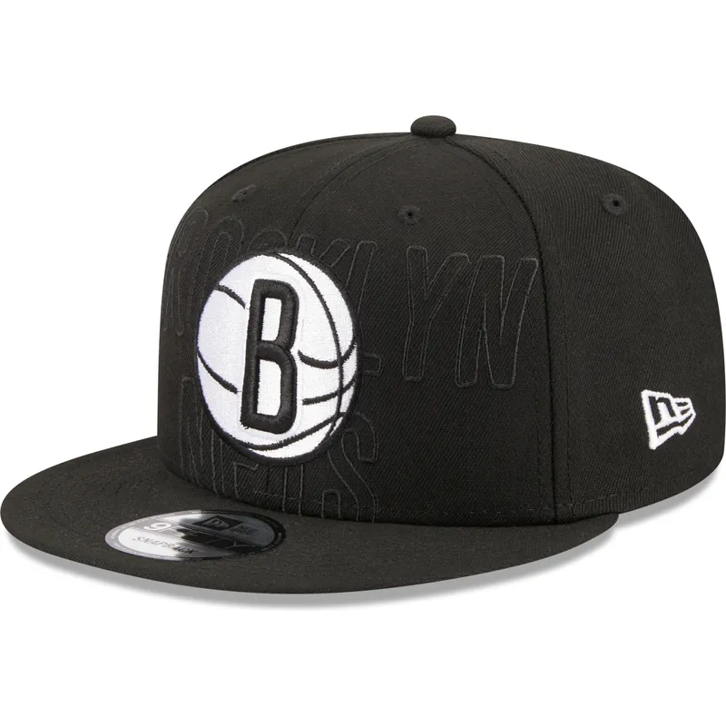 cap-ravna-black-snapback-9fifty-draft-edition-2023-brooklyn-nets-nba-new-era cap-ravna-black-snapback-9fifty-draft-edition-2023-brooklyn-nets-nba-new-era