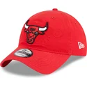 kapa-zaobljena-crvena-podesiv-9twenty-draft-edition-2023-chicago-bulls-nba-new-era