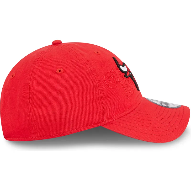 kapa-zaobljena-crvena-podesiv-9twenty-draft-edition-2023-chicago-bulls-nba-new-era