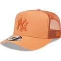 new-era-brown-logo-a-frame-tech-ripstop-new-york-yankees-mlb-brown-trucker-hat