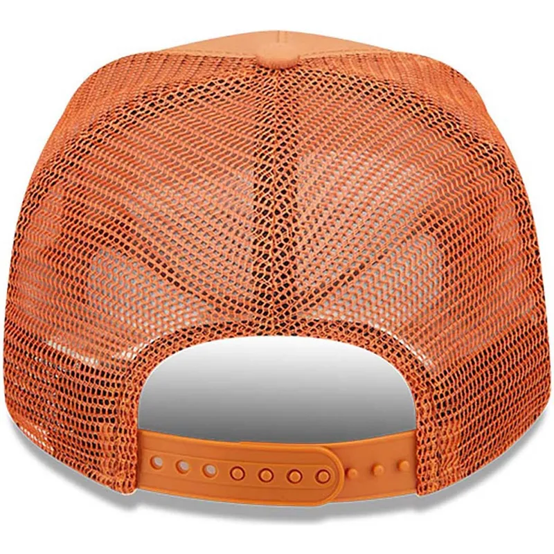 kapa-zaobljena-smeda-snapback-a-frame-tech-ripstop-new-york-yankees-mlb-new-era