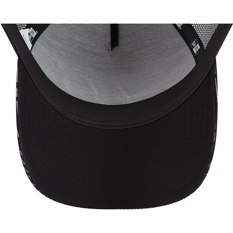 kapa-zaobljena-crna-snapback-a-frame-reflective-all-over-print-valentino-rossi-vr46-motogp-new-era