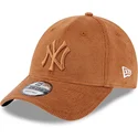 kapa-zaobljena-smeda-podesiv-9forty-cord-new-york-yankees-mlb-new-era