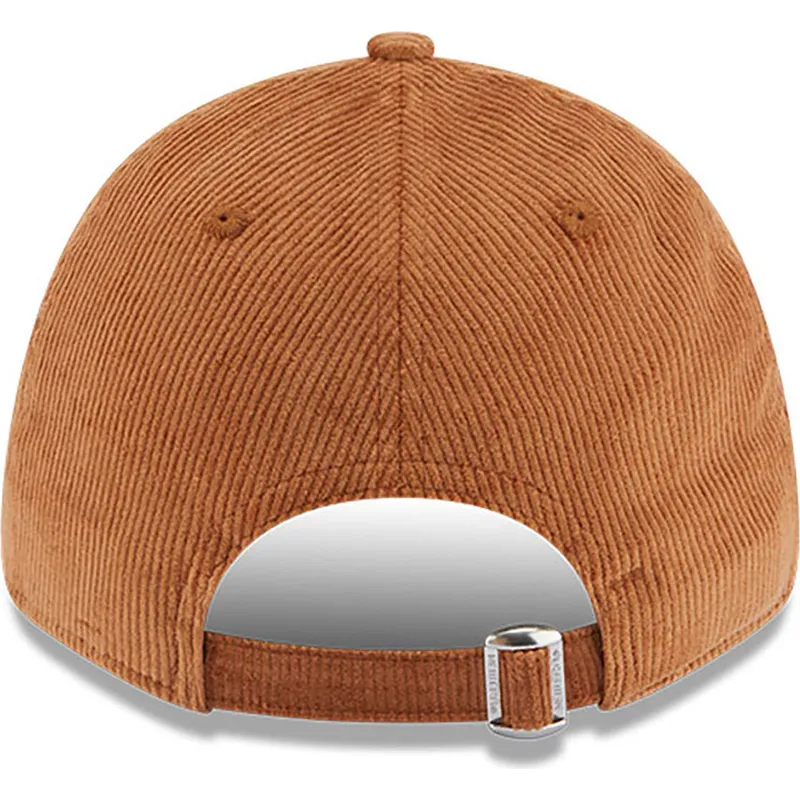 kapa-zaobljena-smeda-podesiv-9forty-cord-new-york-yankees-mlb-new-era