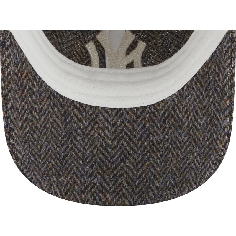 kapa-zaobljena-siva-podesiv-9twenty-tweed-pack-new-york-yankees-mlb-new-era