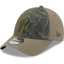 kapa-zaobljena-zelena-podesiv-9forty-multi-texture-new-york-yankees-mlb-new-era