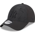kapa-zaobljena-crna-podesiv-9forty-multi-texture-new-york-yankees-mlb-new-era