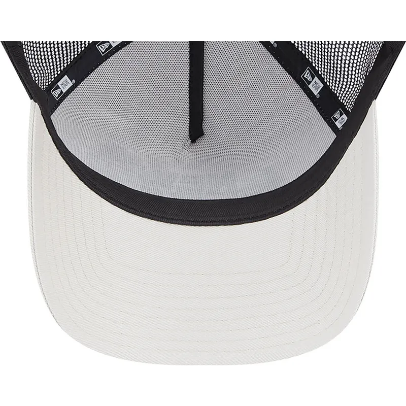 kapa-zaobljena-bez-snapback-a-frame-bugs-bunny-y-pato-lucas-looney-tunes-new-era kapa-zaobljena-bez-snapback-a-frame-bugs-bunny-y-pato-lucas-looney-tunes-new-era