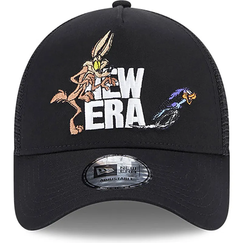 kapa-zaobljena-crna-snapback-a-frame-coyote-y-correcaminos-looney-tunes-new-era