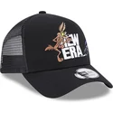 kapa-zaobljena-crna-snapback-a-frame-coyote-y-correcaminos-looney-tunes-new-era