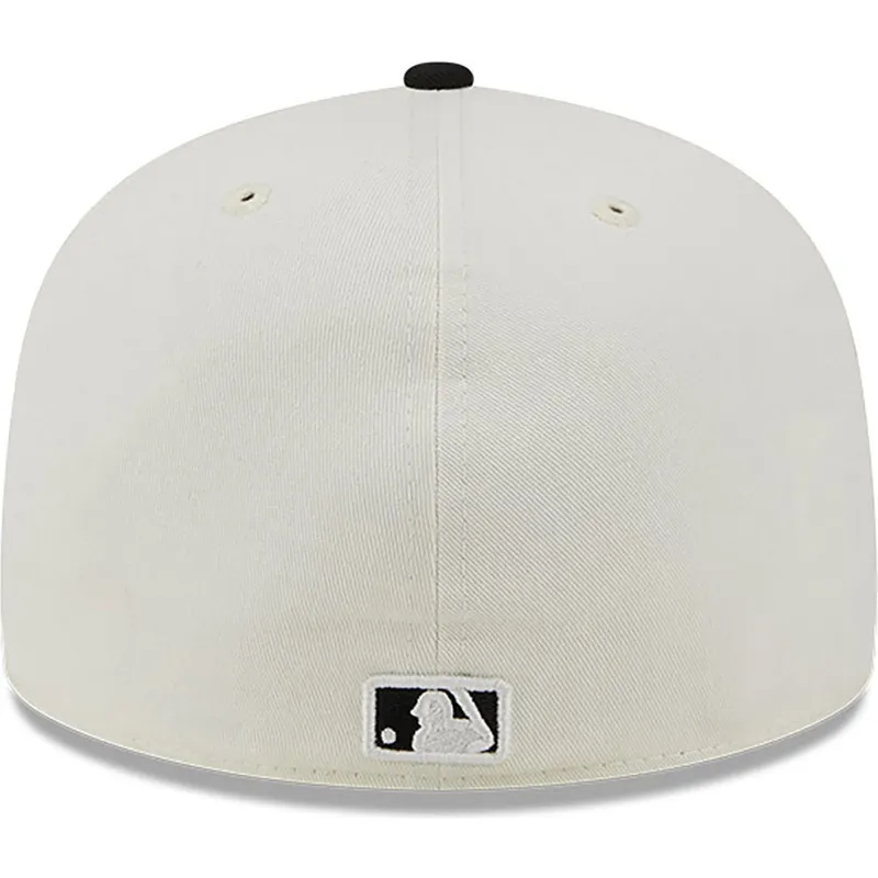 kapa-ravna-bijela-prilagodena-59fifty-championships-new-york-yankees-mlb-new-era