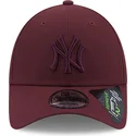 kapa-zaobljena-crvena-podesiv-9forty-repreve-new-york-yankees-mlb-new-era