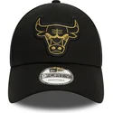 kapa-zaobljena-crna-podesiv-9forty-metallic-badge-chicago-bulls-nba-new-era