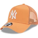 kapa-zaobljena-narancasta-snapback-a-frame-league-essential-new-york-yankees-mlb-new-era