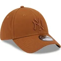 kapa-zaobljena-smeda-prilagodena-39thirty-league-essential-new-york-yankees-mlb-new-era