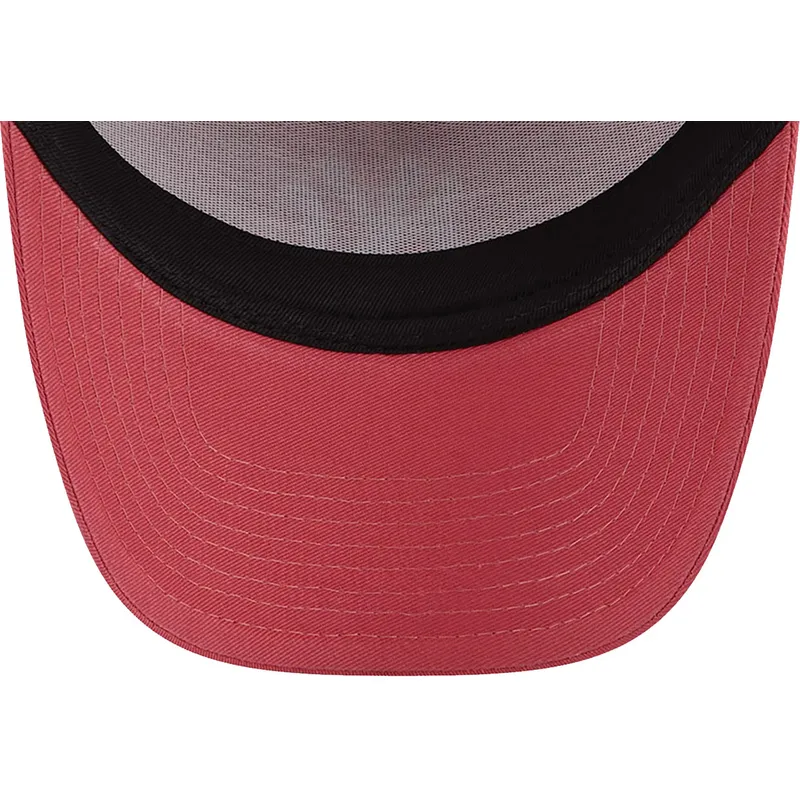 kapa-zaobljena-ruzicasta-snapback-a-frame-league-essential-new-york-yankees-mlb-new-era