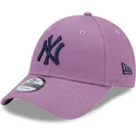 kapa-zaobljena-ljubicasta-podesiv-9forty-league-essential-new-york-yankees-mlb-new-era