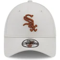 kape-zaobljena-bez-podesiva-traka-marron-9forty-league-essential-chicago-white-sox-mlb-new-era